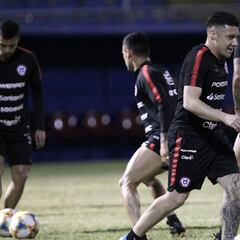 El renacer de Christian Bravo que lo perfila como titular en la Roja