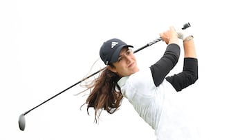 Julia L車pez frena en Erin Hills