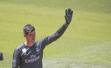 Courtois' presentation at Real Madrid in pictures