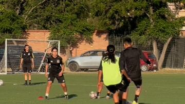 Un ex goleador de Colo Colo aparece entrenando en el estadio Monumental y esto sucede