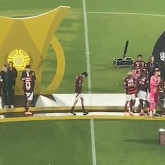 Esto lo logran muy pocos: los hinchas del ‘Fla’ le hicieron esta canción a Pulgar y el Maracaná reventó