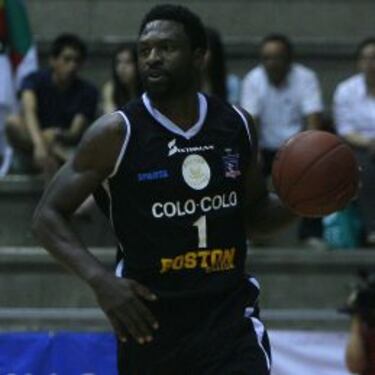 Tribunal sanciona a Colo Colo y a dos de sus jugadores