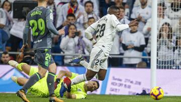 06/01/19 PARTIDO PRIMERA DIVISION
REAL MADRID - REAL SOCIEDAD
POSIBLE PENALTI DE RULLI A VINICIUS