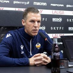 Plat: “Tenemos que lidiar con las bajas de Douglas y Mamah”