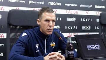 20/01/25 CD CASTELLON RUEDA DE PRENSA JOHAN PLAT