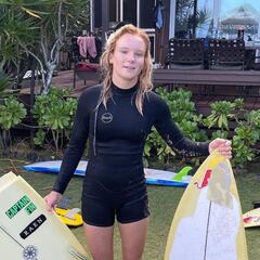 La surfista Caitlin Simmers renuncia al CT de la World Surf League