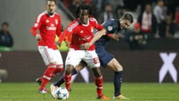 Renato Sanches disputa un balón con Gabi el pasado martes.