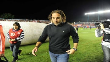 Gabi Milito renuncia como entrenador de Independiente