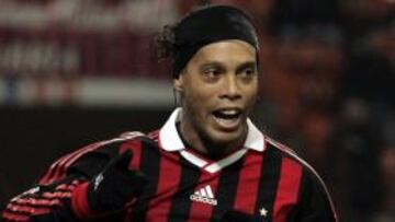 El Manchester City vuelve a preguntar por Ronaldinho