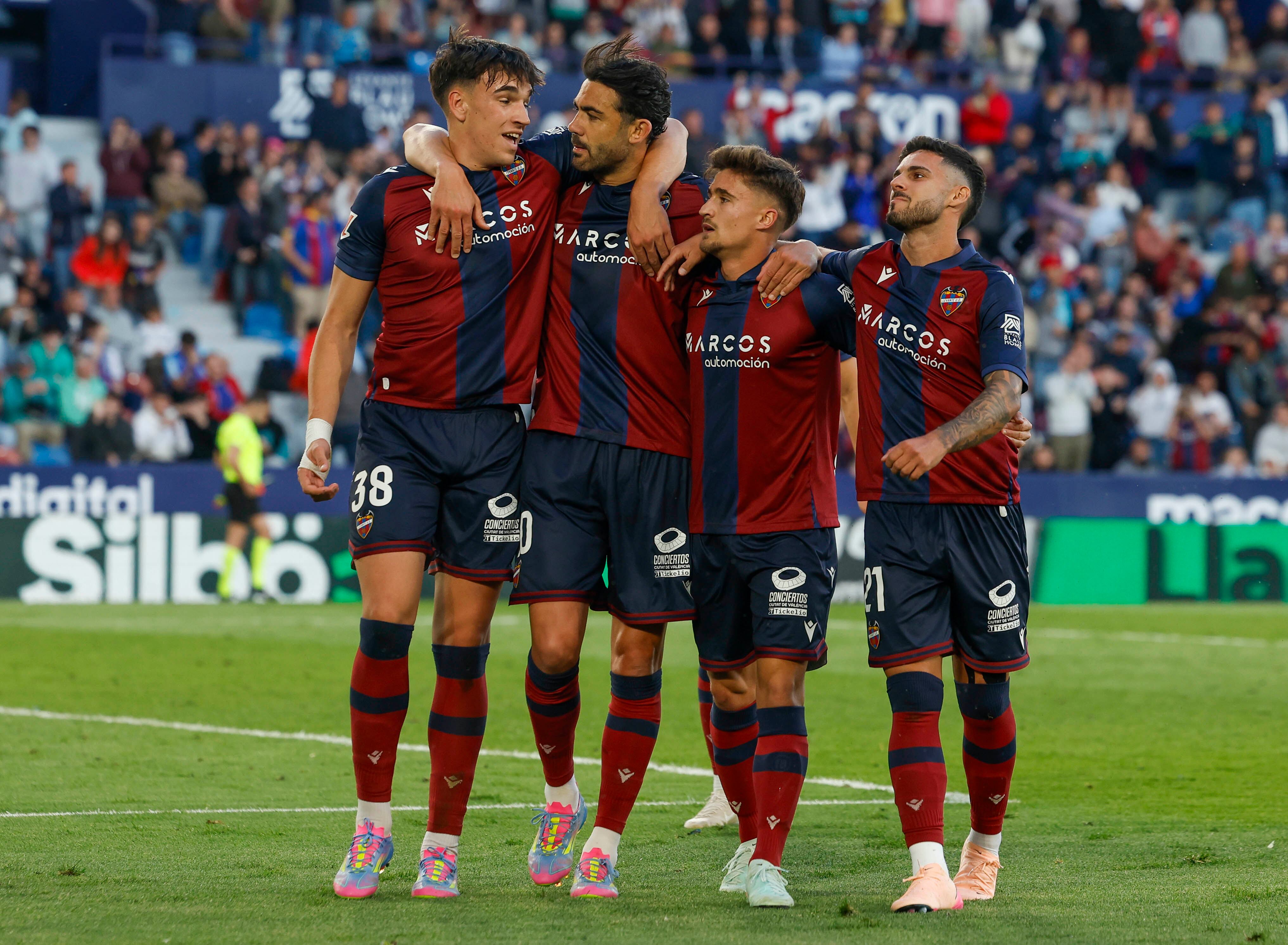 19/04/25 PARTIDO SEGUNDA DIVISION LEVANTE UD - REAL ZARAGOZA GOL 5-1 IVAN ROMERO PENALTI ALEGRIA