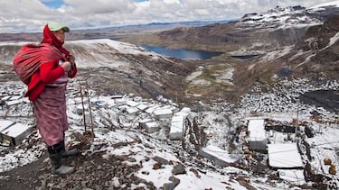 La ciudad más alta del mundo está 5.000 metros por encima del nivel del mar y se rodea de varias minas de oro
