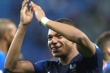 SAINT PETERSBURG, RUSSIA - JULY 10: Kylian Mbappe of France celebrates following his sides victory in the 2018 FIFA World Cup Russia Semi Final match between Belgium and France at Saint Petersburg Stadium on July 10, 2018 in Saint Petersburg, Russia. (Pho