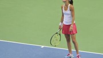 Hingis cae en su regreso a la Copa Federación tras 17 años