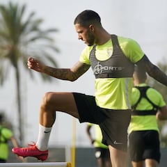 Tete pone rumbo al Elche, que también atará a Cifu