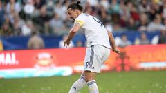 Zlatan Ibrahimovic gives himself a top-flight birthday present