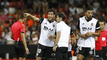 Parejo y Marcelino, en el partido contra Las Palmas. 