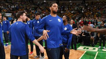 Los Sixers siguen buscando un traspaso para Jahlil Okafor