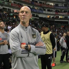 Bradley lamenta las lesiones de Mark-Anthony Kaye y Andy Najar