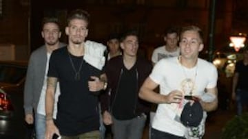 Castillejo y Deulofeu, a la llegada al restaurante.