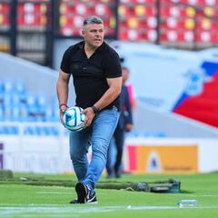 Mauro Gerk ha ganado el 4 por ciento de partidos que ha estado al frente del Querétaro