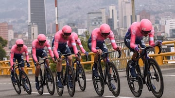 Los ciclistas del EF Education First, quienes ganaron la contrarreloj por equipos en la primera etapa del Tour Colombia 2.1 2019.