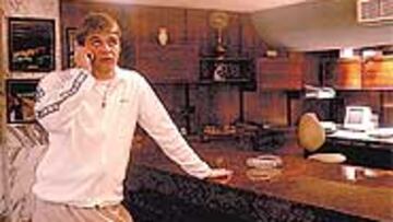 <b>EN ESPERA DE DESTINO</B>. Joaquín espera destino: su salida del Betis por un buen traspaso parece más fácil.