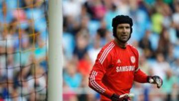 Petr Cech, en un partido ante el Vitesse.