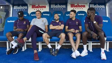 Jordi Alba, en el centro de la fotografía.