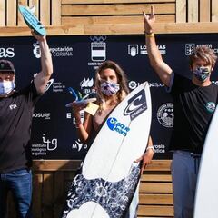 Nadia Erostarbe y Luis Díaz, campeones de España de surf 2020