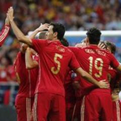 Más pitos para Piqué en Oviedo