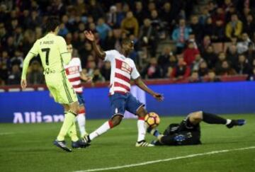 El colombiano se estrenó como goleador a lo grande. Doblete ante el Betis en la goleada que da oxígeno al Granada.