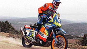 <b>LA HORA DE ATACAR</b>. Nani Roma deberá mostrar pronto sus armas para ganar el Dakar 2003.