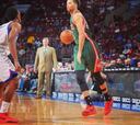Carter-Williams se luce ante su exequipo con 30 puntos
