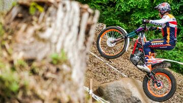 Toni Bou, con la Montesa del Repsol Honda en el TrialGP de Japón.