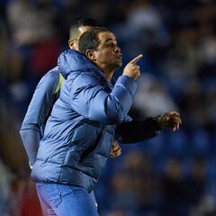 André Jardine sobre las rotaciones: “Henry Martín y Néstor Araujo se enfermaron”