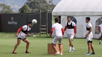 Entrenamiento Santa Fe antes del Pereira