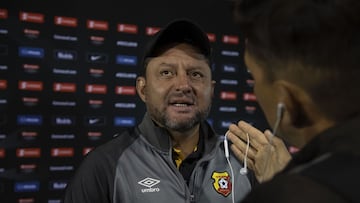 Jafet Soto durante una entrevista