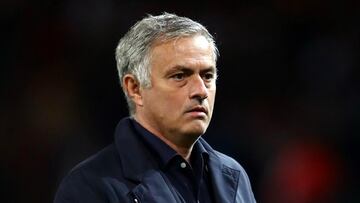 Giggs warns Manchester United against Mourinho sacking
