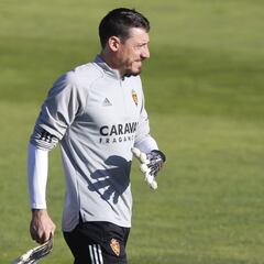 Cristian Álvarez es baja este viernes frente al Oviedo