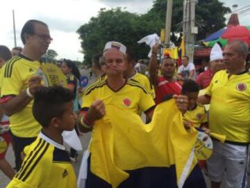 Ambiente de fiesta en B/quilla porque juega la Selección