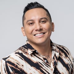 Bajan del escenario a Edwin Luna en pleno show en Washington: qué pasó y últimas noticias