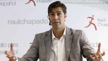 GRA174 MADRID, 7/8/2016.- El exatleta Raúl Chapado, durante su comparecencia ante los medios donde presentó su candidatura a la presidencia de la Real Federación Española de Atletismo (RFEA) en las elecciones que se celebran a finales de año. EFE/Fernando Alvarado