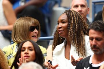 La editora de moda Anna Wintoure y Venus Williams.