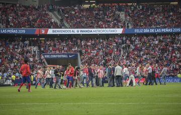El club del Atlético de Madrid ha celebrado hoy su fiesta anual con las peñas del equipo. 

