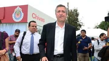 Jorge Vergara hace su arribo a las instalaciones de Chivas