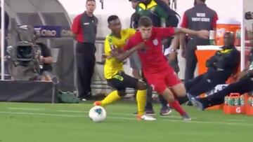 A este nivel, el Chelsea no tardará en olvidar a Hazard: doble regate delicioso de Pulisic