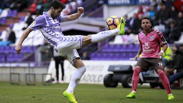 VALLADOLID, SPAIN - FEBRUARY 12:  Javi Moyano of Real Valladolid CF strikes the ball during the La Liga second league match between Real Valladolid CF and CD Tenerife at Estadio Jose Zorrilla on February 12, 2017 in Valladolid, Spain.  (Photo by Gonzalo A