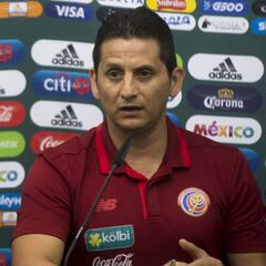 DT Costa Rica: "Deseo verme con Colombia, es un equipazo"