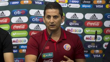 DT Costa Rica: "Deseo verme con Colombia, es un equipazo"