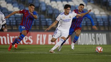 16/10/21 PARTIDO PRIMERA RFEF GRUPO II
REAL MADRID CASTILLA - BARCELONA B BARCELONAB
MIGUEL GUTIERREZ Y JUTGLA